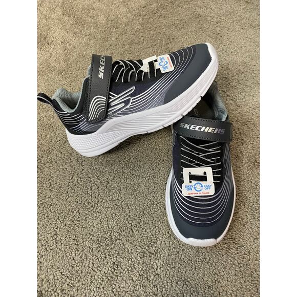 New Skechers Easy On Toddler Kids Shoes Size 13 - Picture 1 of 4